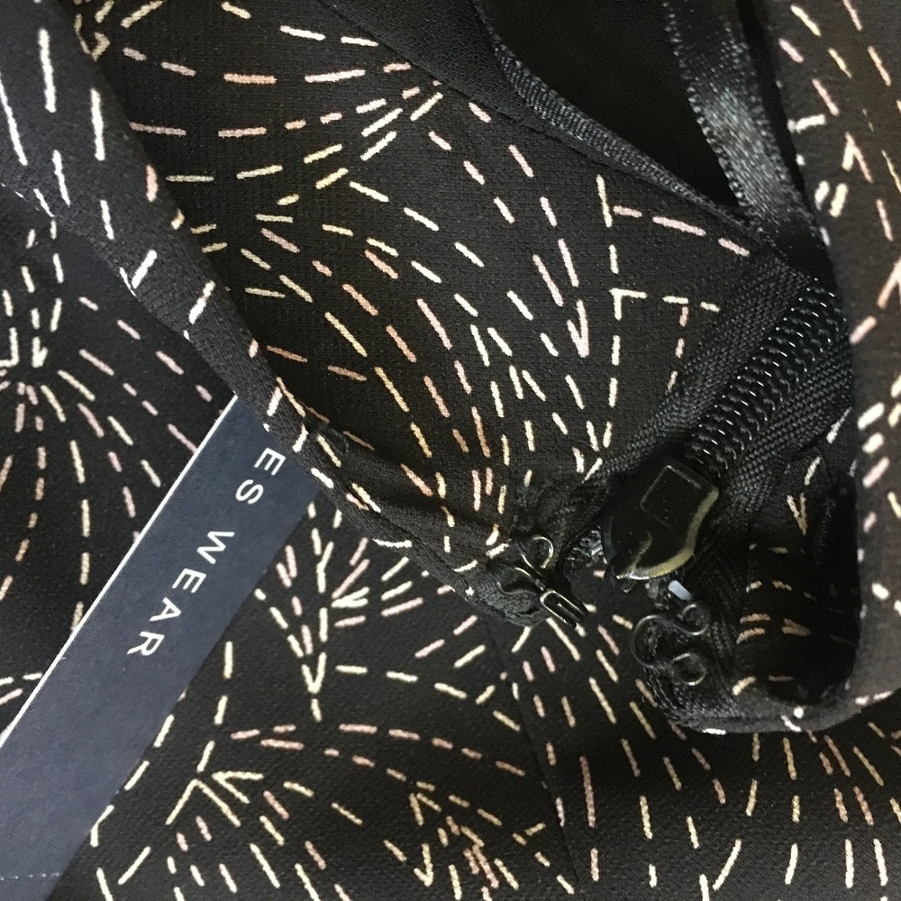 Jones Wear Skirt - Picture 4 of 6
